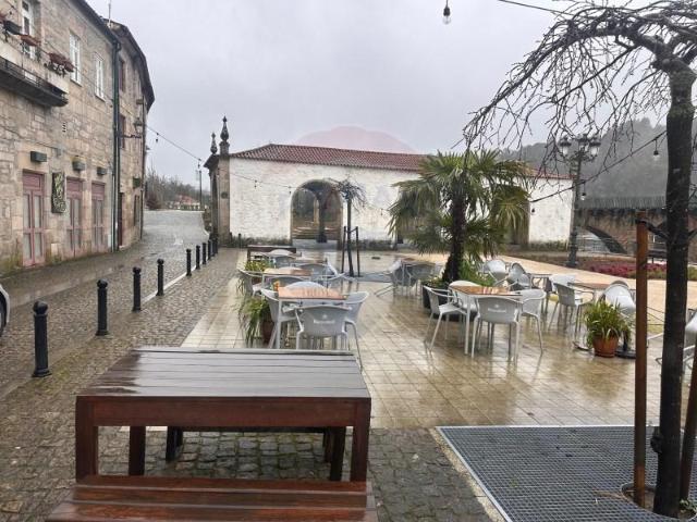 Loja alugar em Grovelas São João Evangelista, Viana Do Castelo