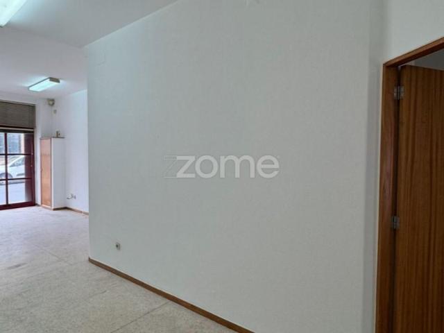 Loja alugar em Porto