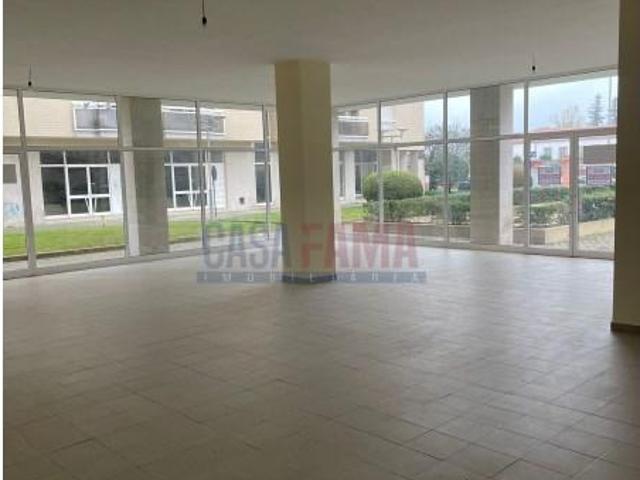 Loja alugar em Santo Tirso, Porto