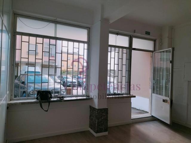 Loja alugar em Setúbal