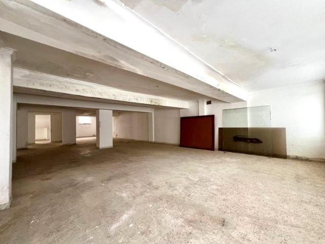 Loja alugar em Fonte das Eiras, Sintra