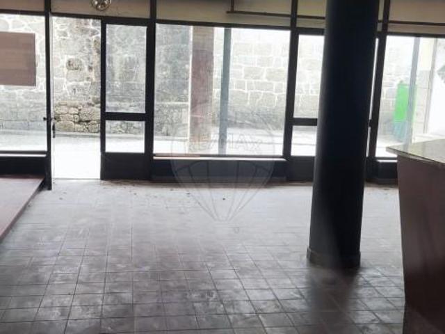 Loja alugar em Covas, Braga