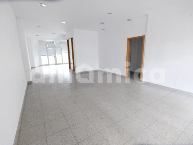 Loja alugar em Bougado (São Martinho e Santiago), Trofa