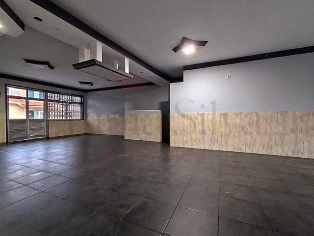 Loja alugar em Valongo, Porto