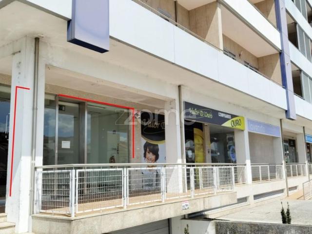 Loja alugar em Valongo, Porto