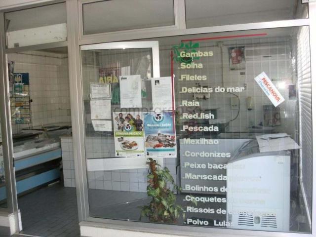 Loja venda em Gavião, Braga