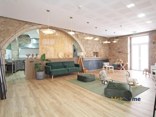 Ponto Comercial alugar em Vila Nova De Gaia