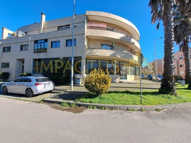 Loja venda em Laborim, Vila Nova De Gaia