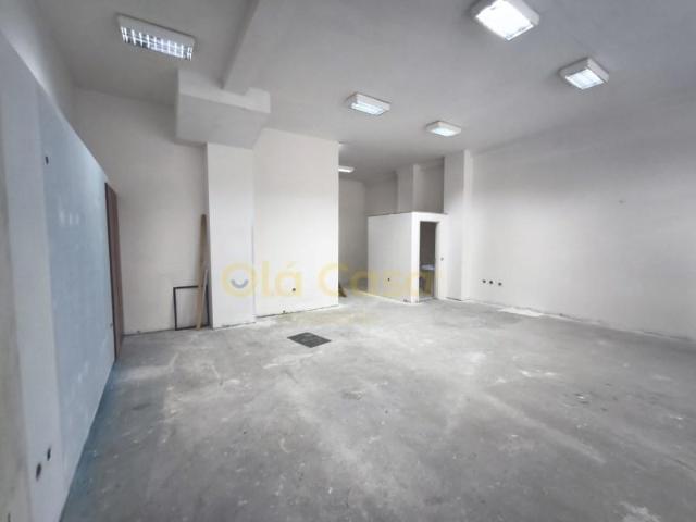 Loja alugar em Laborim, Vila Nova De Gaia