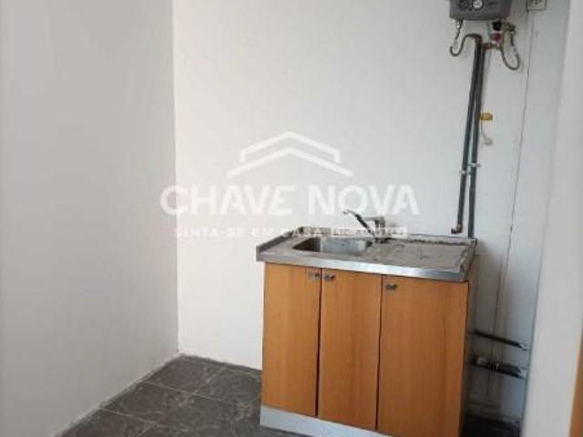 Loja alugar em Vilar do Paraíso, Vila Nova De Gaia