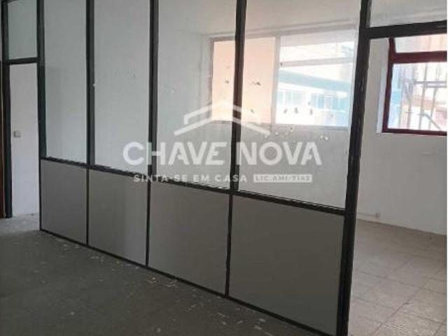 Ponto Comercial alugar em Vila Nova De Gaia, Vilar do Paraíso