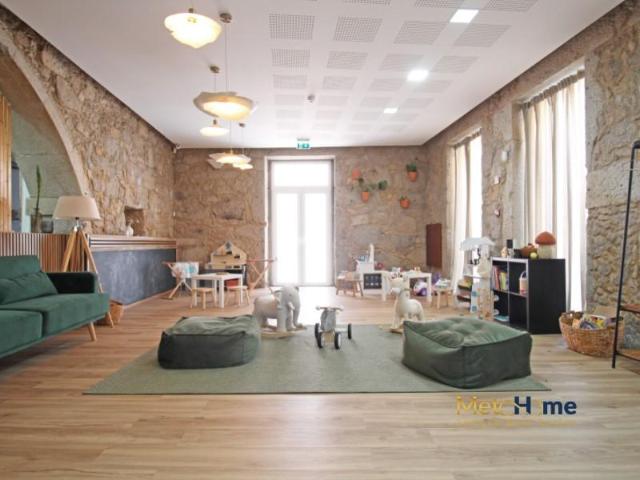 Ponto Comercial alugar em Vila Nova De Gaia