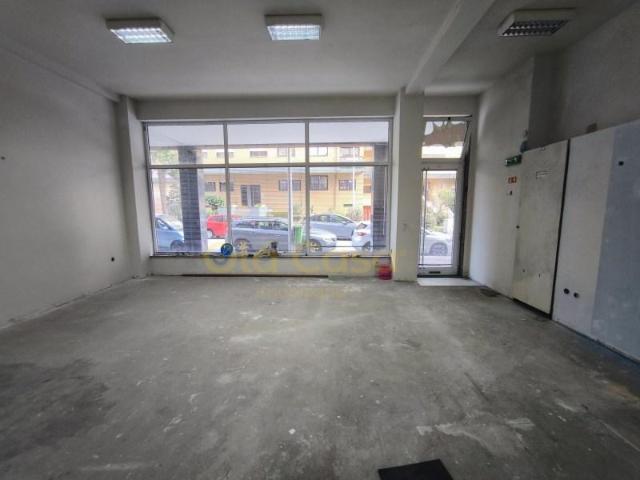 Loja alugar em Laborim, Vila Nova De Gaia