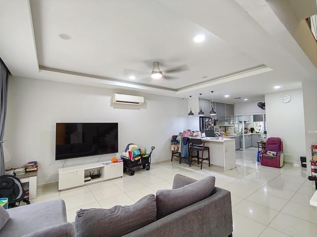 Terraced House for sale in Tanjong Sepat, Selangor