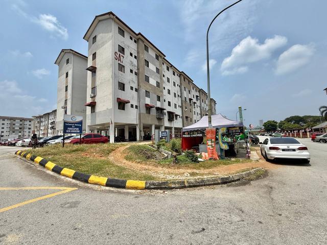 Flat for sale in Kajang, Langat
