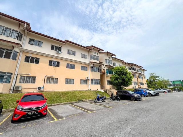 Apartment for sale in Kajang, Langat