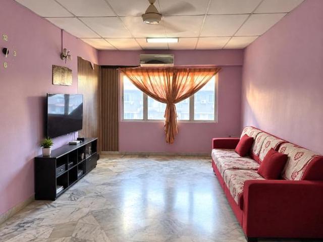 Flat for sale in Petaling, Subang Jaya