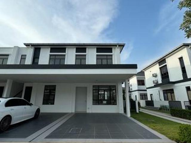 Townhouse for sale in Selangor