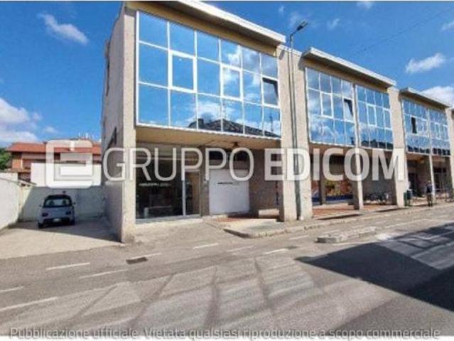 Locale Commerciale in vendita a Canegrate, Lombardia