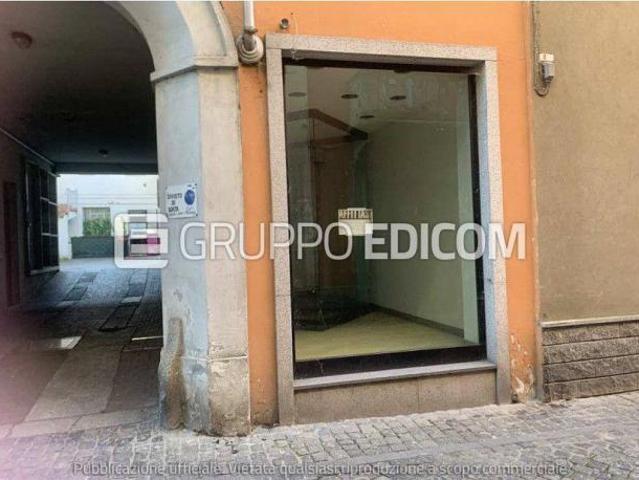 Locale Commerciale in vendita a Piemonte, Alessandria