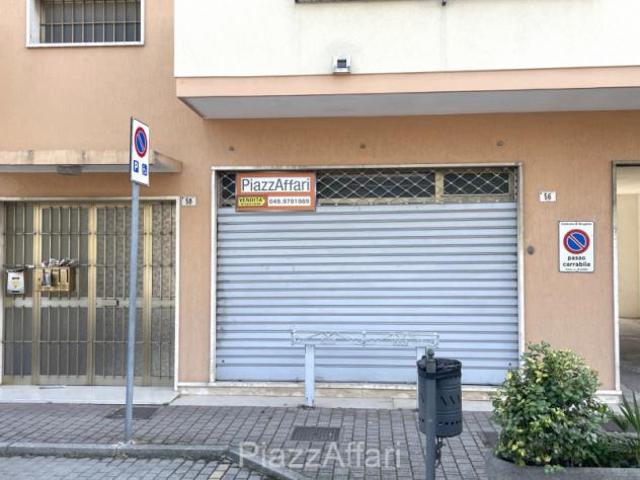 Locale Commerciale in vendita a Brugine, Veneto