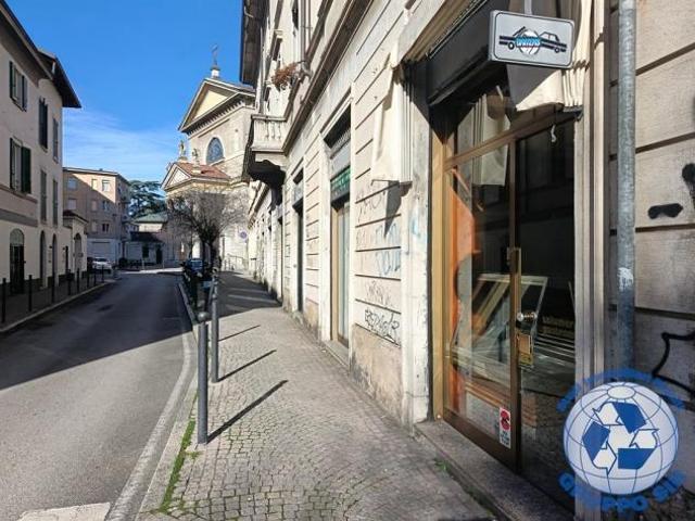 Ufficio in vendita a Monza, Lombardia