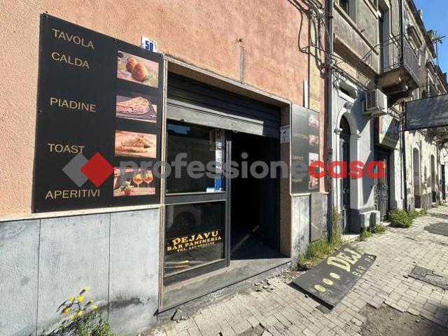 Locale Commerciale in vendita a Catania, Sicilia
