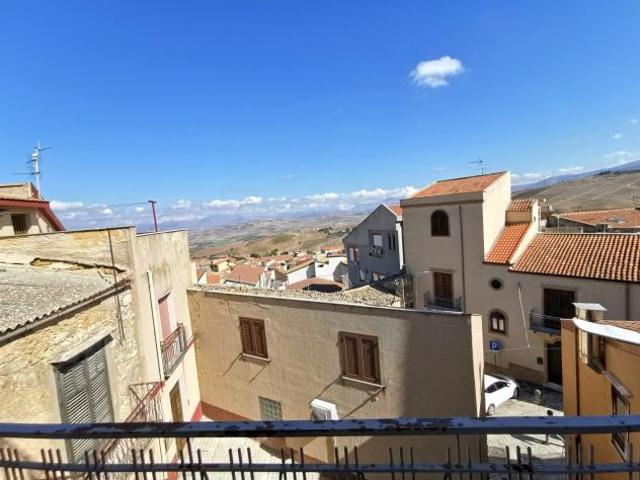 Locale Commerciale in vendita a Contessa Entellina, Sicilia