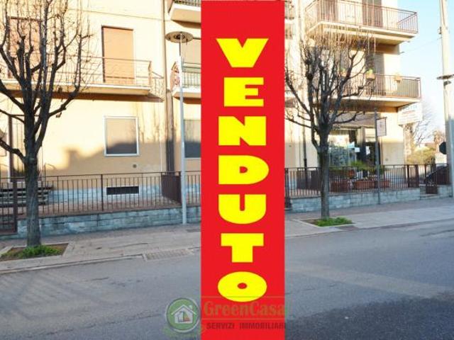 Locale Commerciale in vendita a Busnago, Lombardia