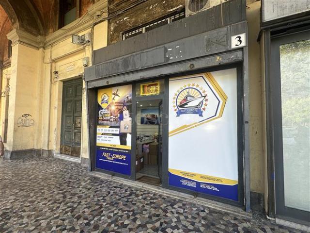 Locale Commerciale in affitto a Municipio Roma I, Roma Capitale