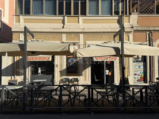 Locale Commerciale in vendita a Lido di Ostia, Roma Capitale