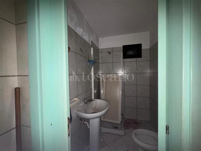 Locale Commerciale in vendita a Centro storico, Catania