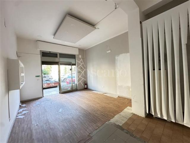 Locale Commerciale in vendita a VIII Circoscrizione, Palermo