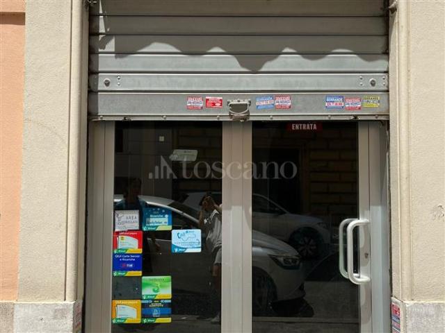 Locale Commerciale in affitto a Municipio Roma II, Roma Capitale