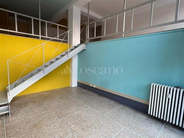 Locale Commerciale in affitto a Centro Storico, Modena