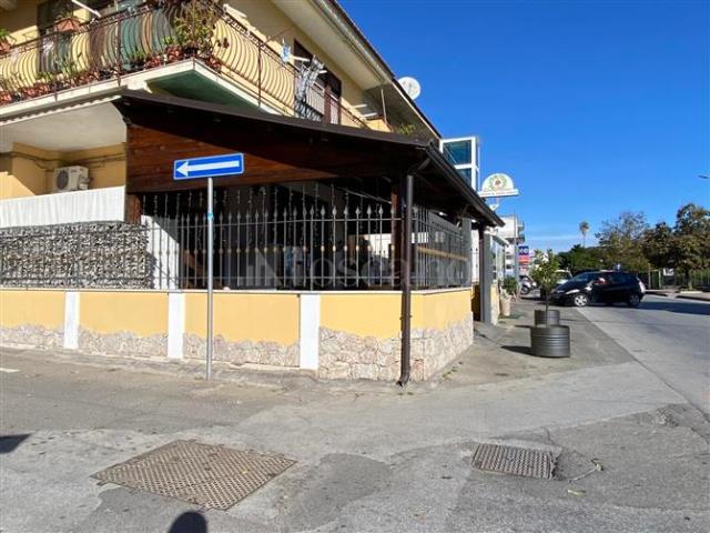 Locale Commerciale in vendita a Chianchitta, Giardini Naxos