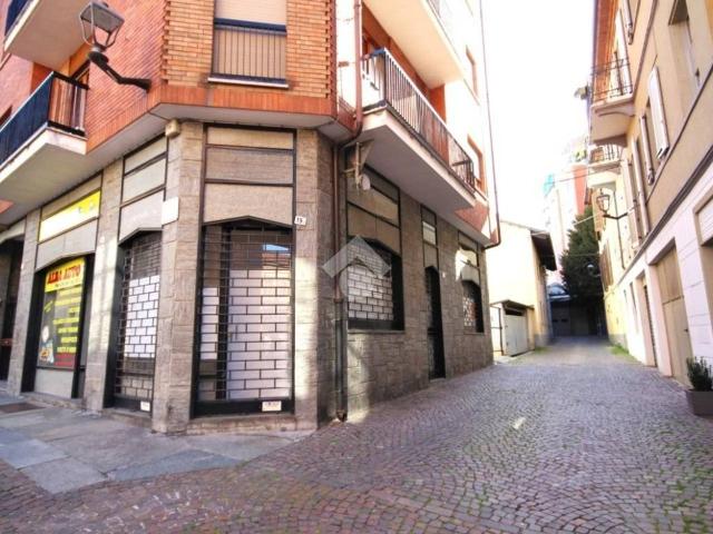 Locale Commerciale in affitto a Piemonte, Cuneo