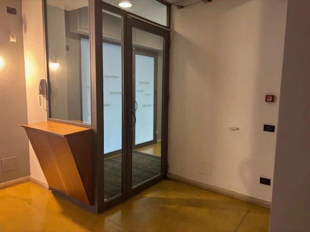 Locale Commerciale in affitto a Alcamo, Sicilia
