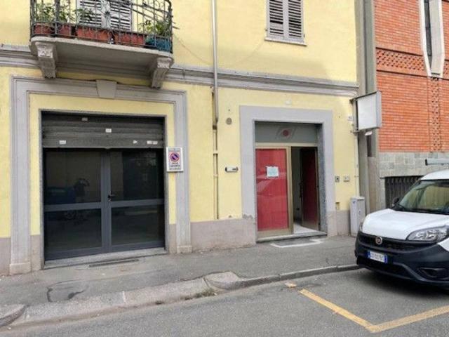Locale Commerciale in affitto a Piemonte, Alessandria