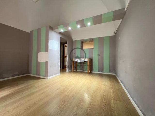 Locale Commerciale in affitto a Puglia, Barletta-andria-trani