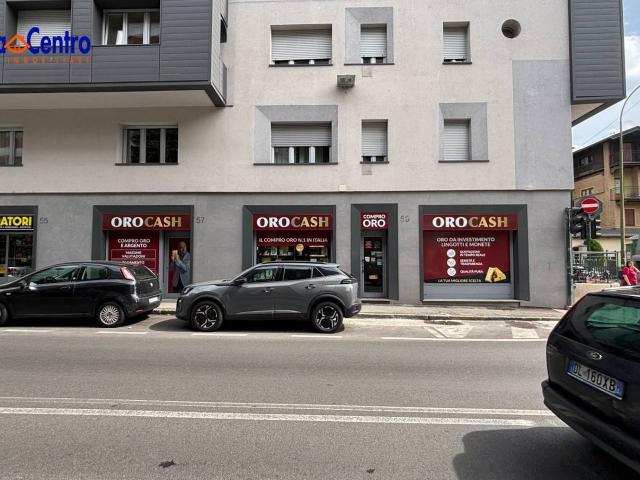 Locale Commerciale in affitto a Le Gotrau, Aosta