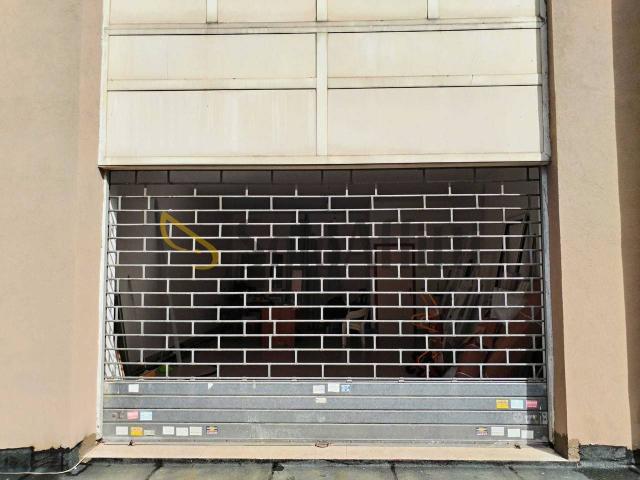 Locale Commerciale in affitto a Guardapasso, Aprilia