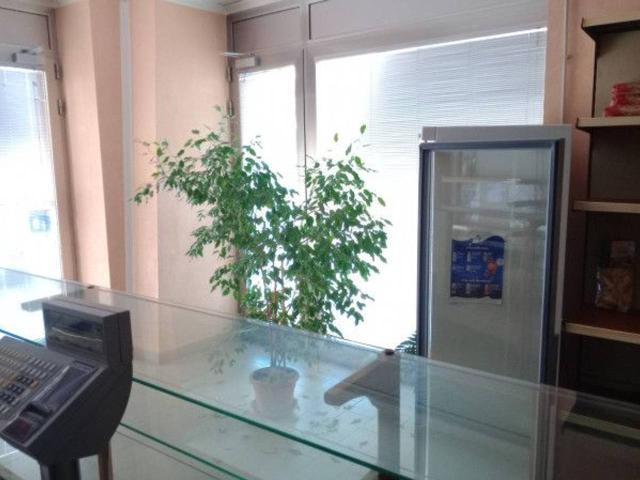 Locale Commerciale in affitto a Piemonte, Asti