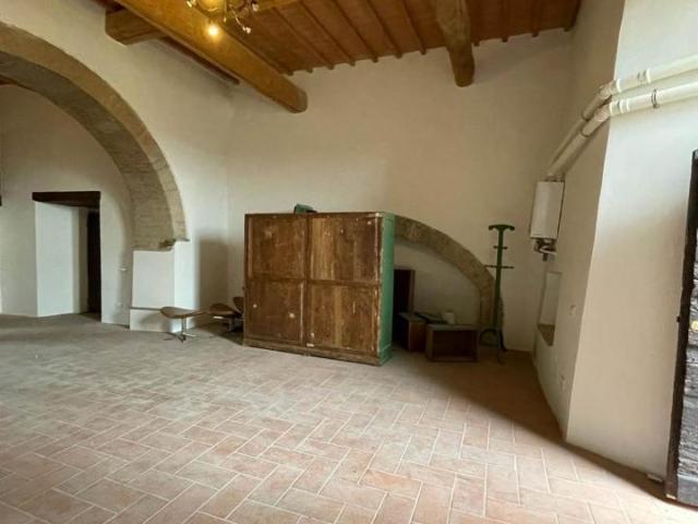 Locale Commerciale in affitto a Barberino Tavarnelle, Tavarnelle Val Di Pesa