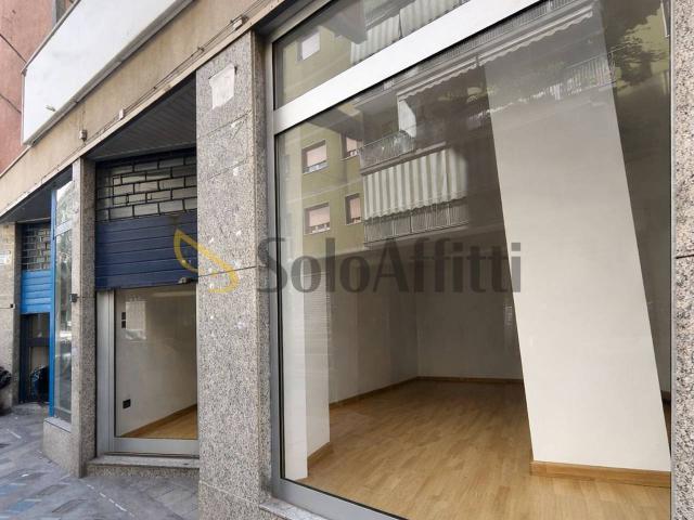 Locale Commerciale in affitto a Centro, Puglia