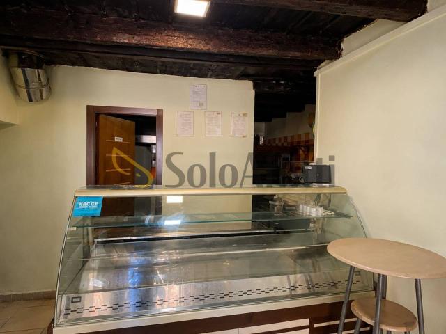Locale Commerciale in affitto a Santa Maria, Puglia