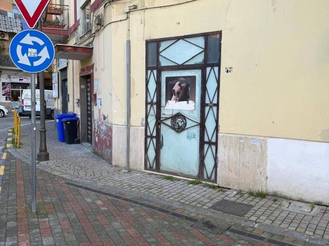 Locale Commerciale in affitto a Olevano Sul Tusciano, Campania