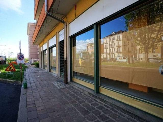 Locale Commerciale in affitto a Vernato, Piemonte