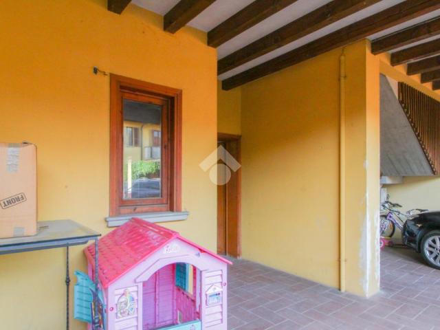 Locale Commerciale in affitto a Borgo San Giacomo, Lombardia