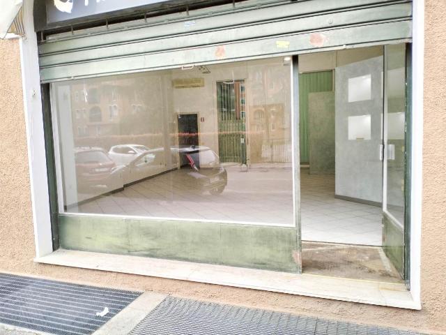 Locale Commerciale in affitto a Zona Nord, Brescia